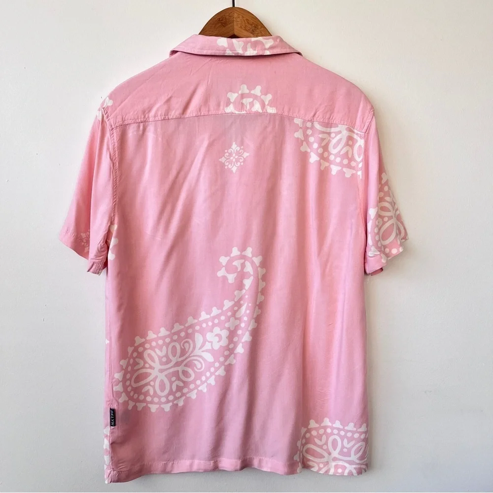 Men’s Brooklyn Cloth Pink Rayon Paisley Resort Short Sleeve Shirt Size S